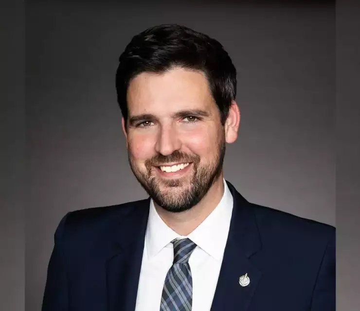 Canada announces measures to improve immigration processing times