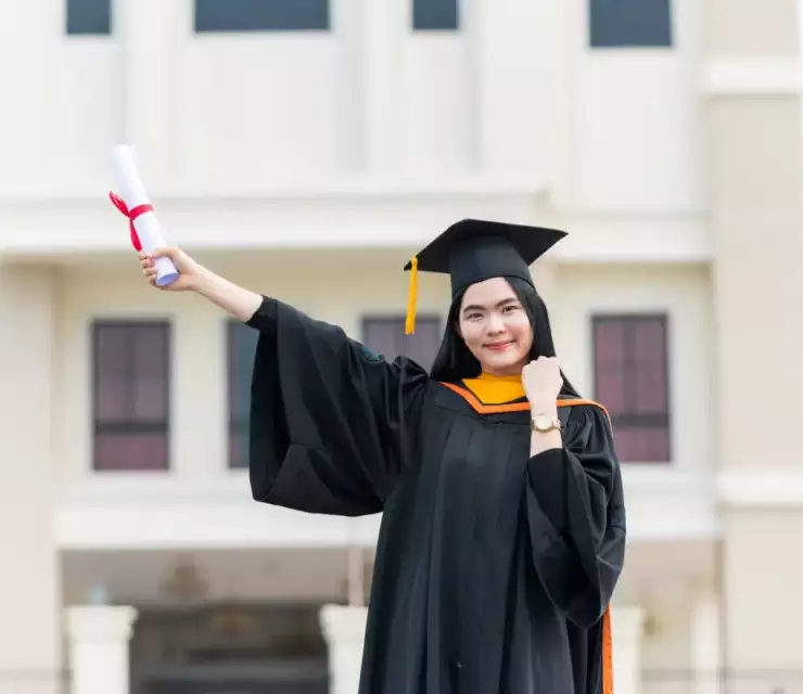 International students are getting more PGWPs and median earnings are increasing