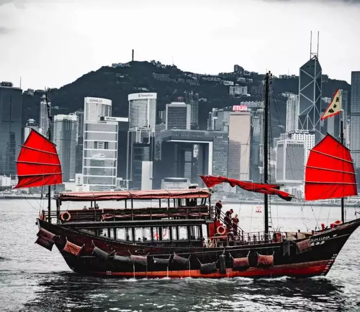 Hong Kong immigration to Canada is booming