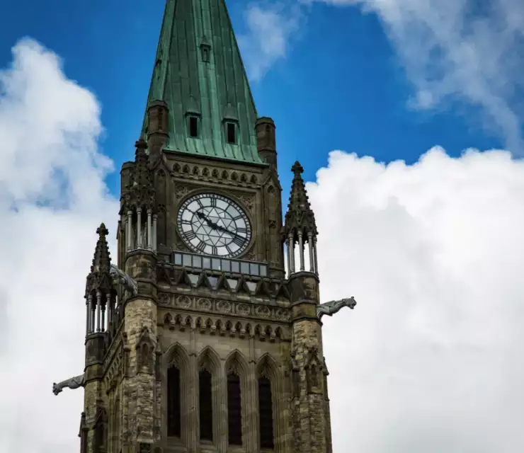 IRCC’s application backlog grows beyond 2.1 million people