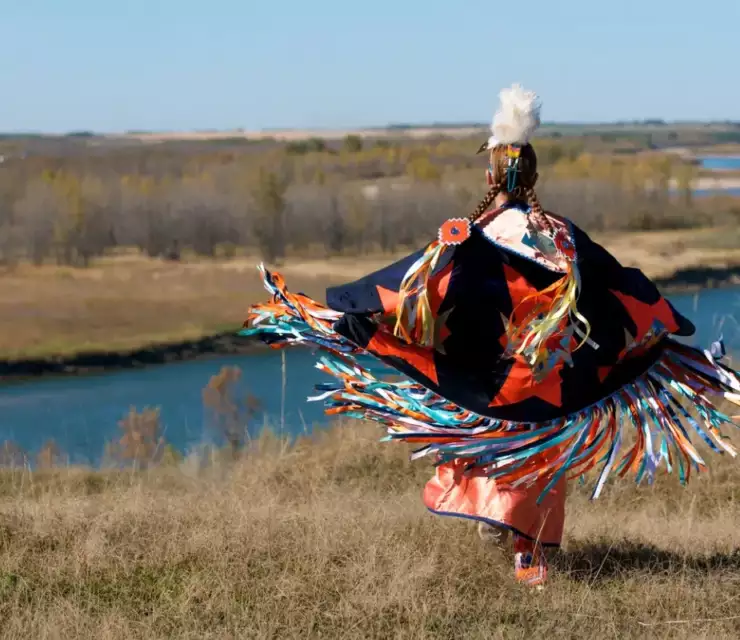 How immigrants can learn more about Indigenous people in Canada